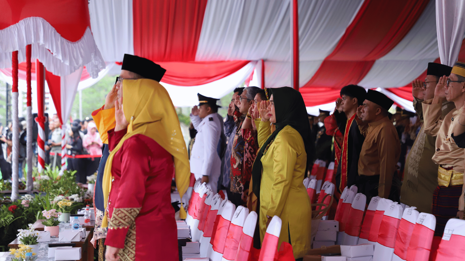 Kanwil BPN Kalbar Hadiri Upacara Penurunan Bendera Sang Merah Putih